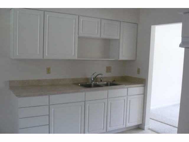 1298 Evergreen Road Columbus, OH 43207 - Photo 2 of 6 Gallery Image 2