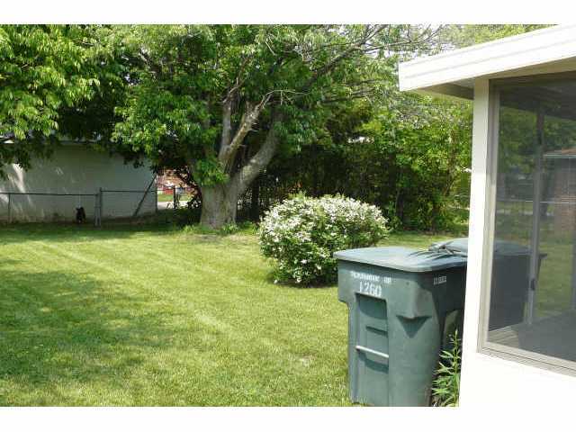 1298 Evergreen Road Columbus, OH 43207 - Photo 4 of 6 Gallery Image 4