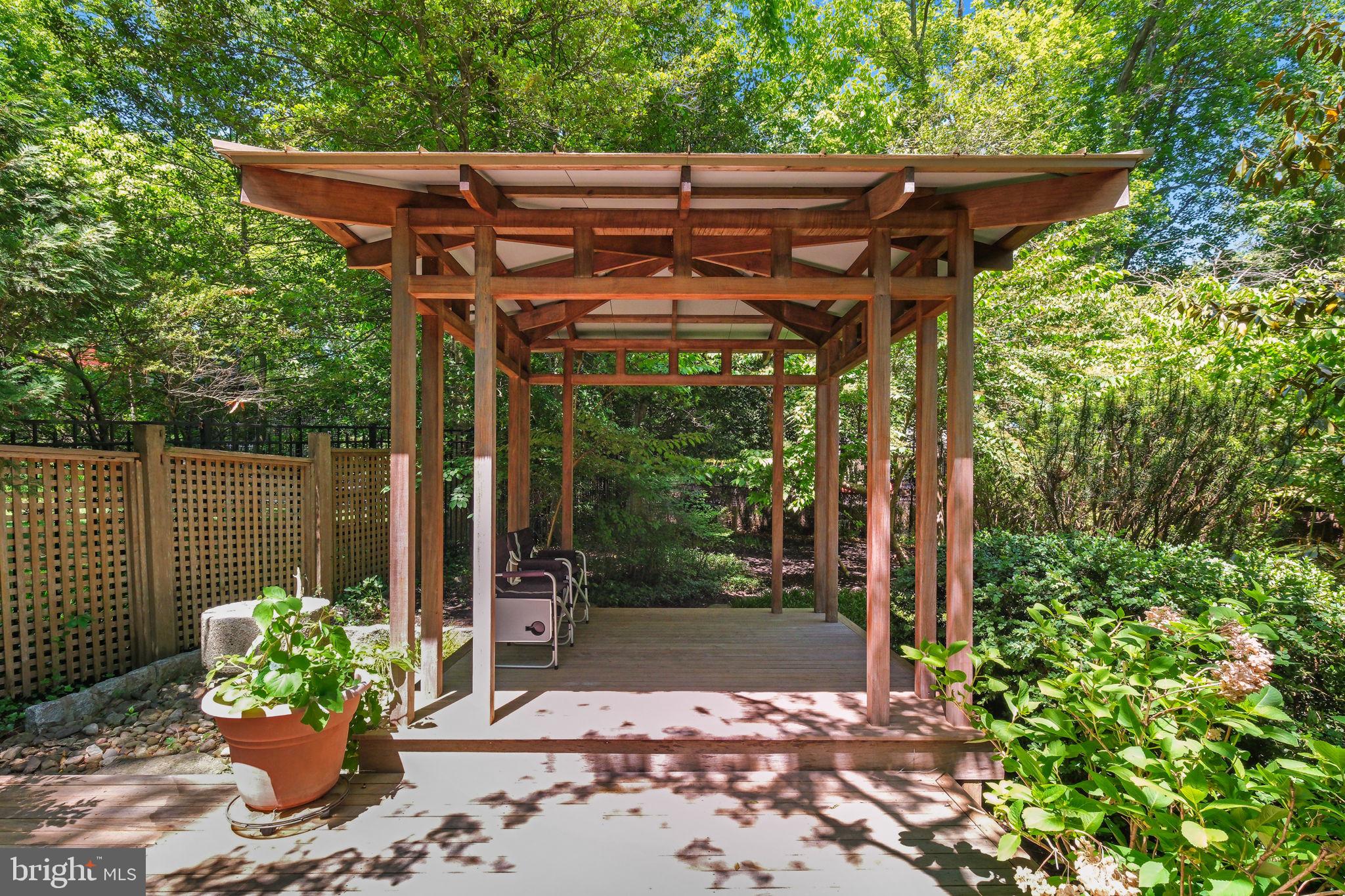 7908 Fenway Road Bethesda, MD 20817 - Photo 39 of 43 Pergola