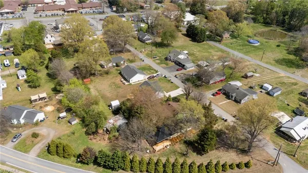 $259,900 | 124 Filmore Street, Yadkinville, NC 27055