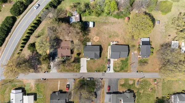 $259,900 | 124 Filmore Street, Yadkinville, NC 27055