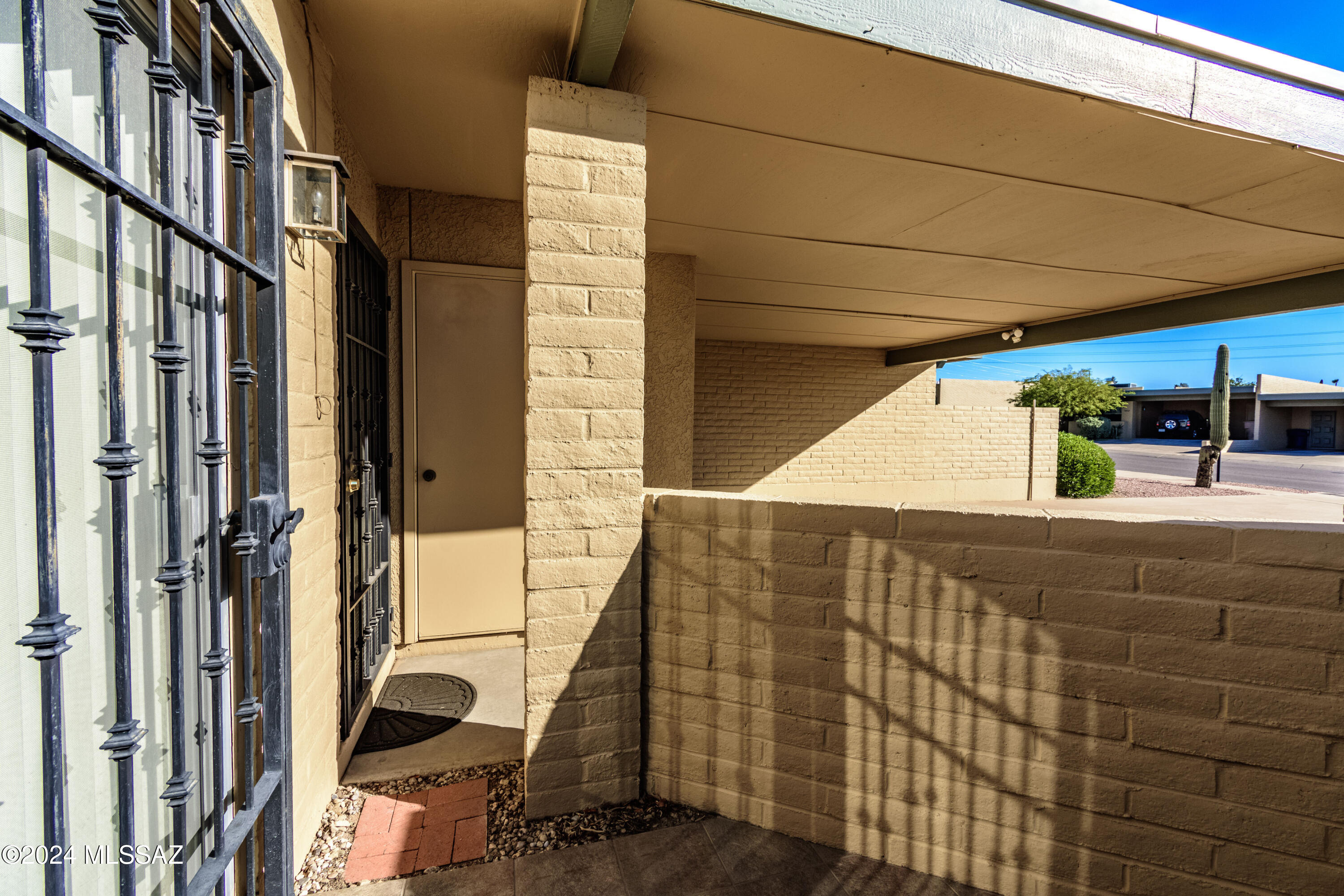 7827 East 4th Street Tucson, AZ 85710 - Photo 4 of 43