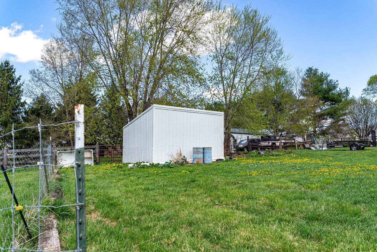 88 Cardinal Road New Market, VA 22844 - Photo 30 of 34 Gallery Image 30