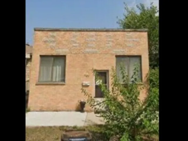 $249,000 | 7120 West Highland Avenue, Chicago, IL 60631