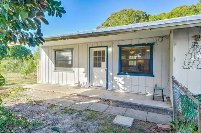 $1,500 | 3147 Naylor Terrace, Unit 3, Fort Pierce, FL 34982