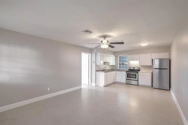 $1,500 | 3147 Naylor Terrace, Unit 3, Fort Pierce, FL 34982