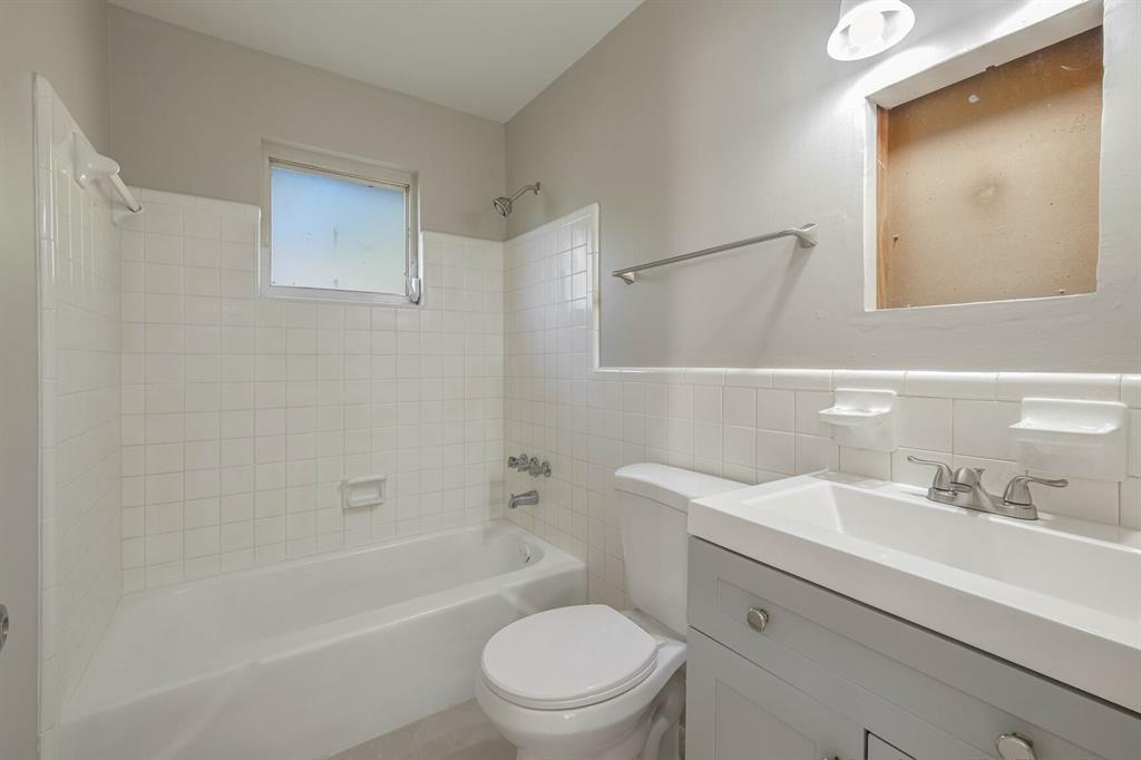 3147 Naylor Terrace, Unit 3 Fort Pierce, FL 34982 - Photo 9 of 16