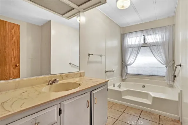 $49,999 | 725 West Thornton Avenue, Unit 158, Hemet, CA 92543