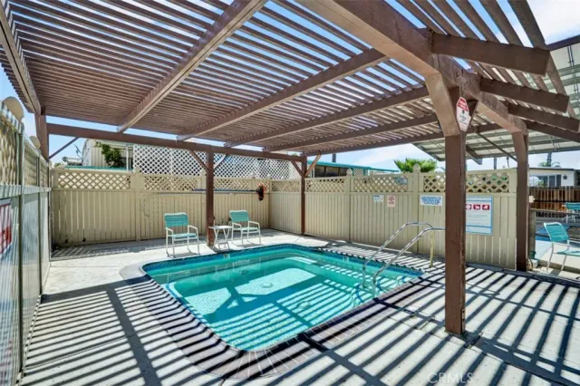 $49,999 | 725 West Thornton Avenue, Unit 158, Hemet, CA 92543