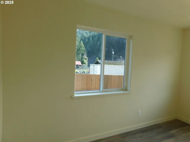 $289,000 | 130 East Date Street, Powers, OR 97466