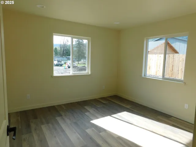 $289,000 | 130 East Date Street, Powers, OR 97466
