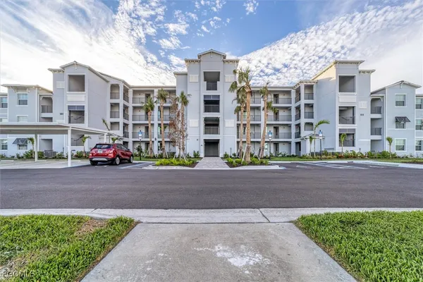 $269,000 | 14041 Heritage Landing Boulevard, Unit 613, Punta Gorda, FL 33955
