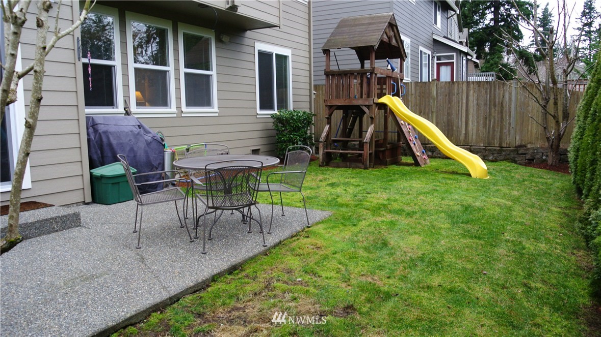 203 203rd Street Southeast Bothell, WA 98012 - Photo 2 of 15