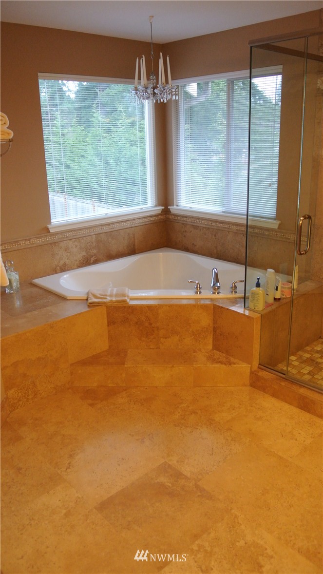 203 203rd Street Southeast Bothell, WA 98012 - Photo 11 of 15