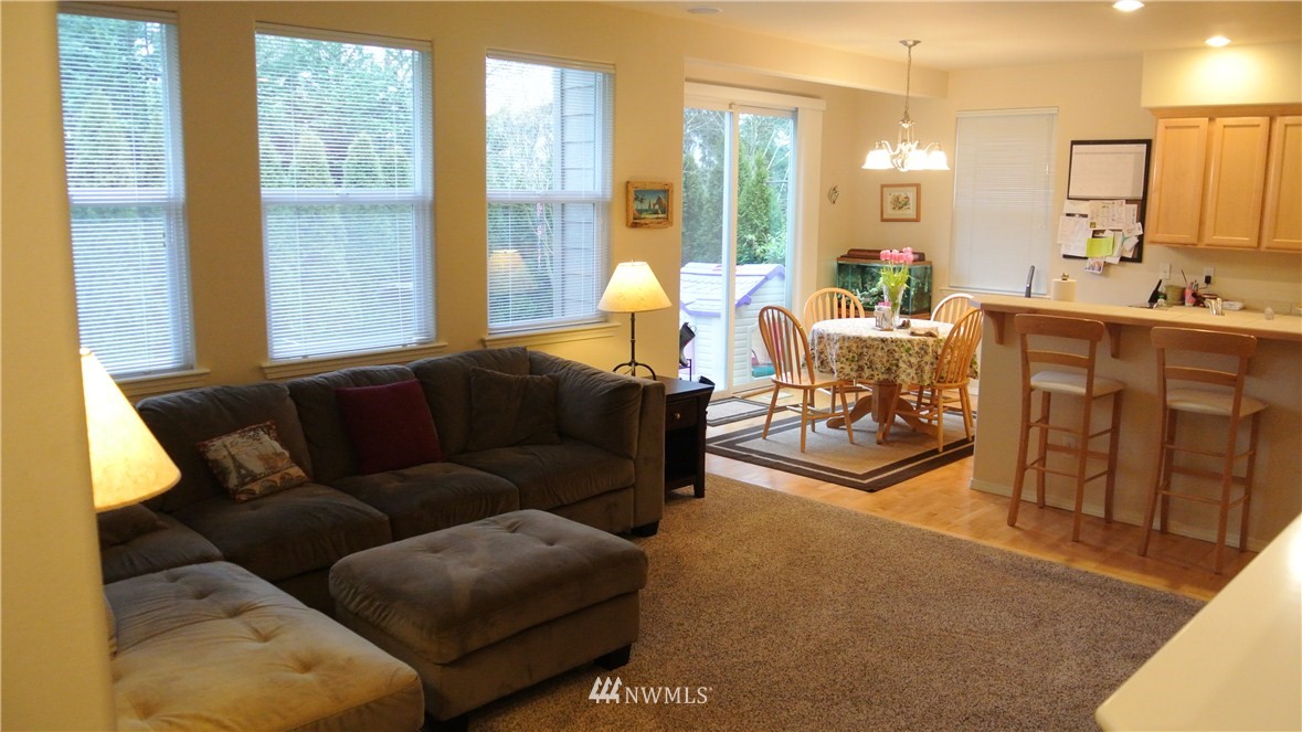 203 203rd Street Southeast Bothell, WA 98012 - Photo 5 of 15