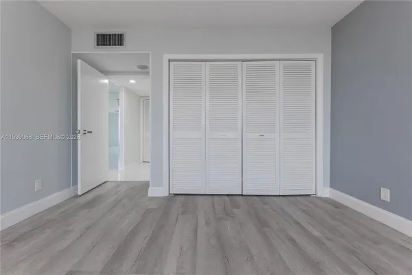 $2,700 | 500 Three Islands Boulevard, Unit 1110, Hallandale Beach, FL 33009