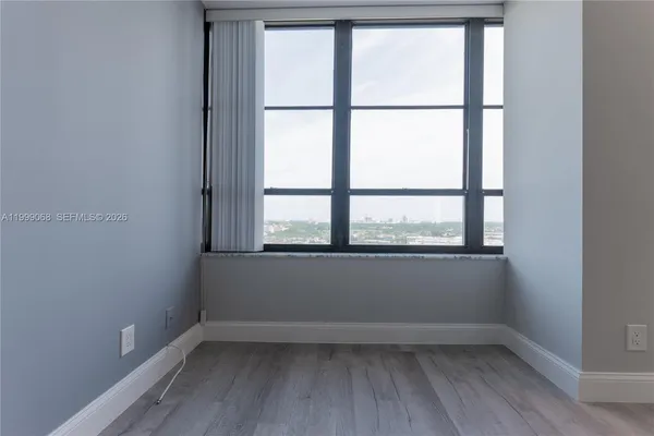 $2,700 | 500 Three Islands Boulevard, Unit 1110, Hallandale Beach, FL 33009