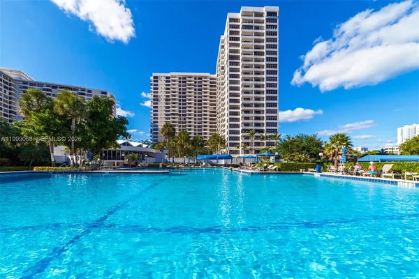 $2,700 | 500 Three Islands Boulevard, Unit 1110, Hallandale Beach, FL 33009