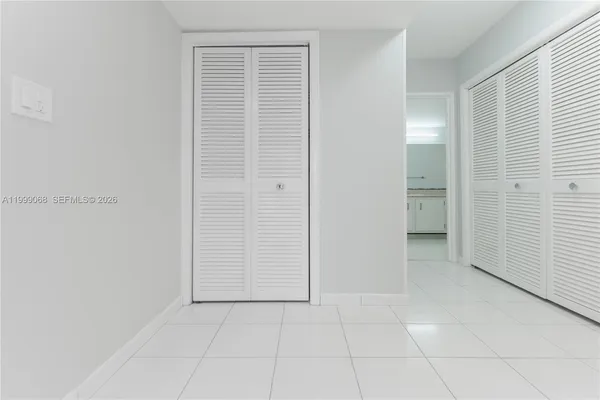 $2,700 | 500 Three Islands Boulevard, Unit 1110, Hallandale Beach, FL 33009