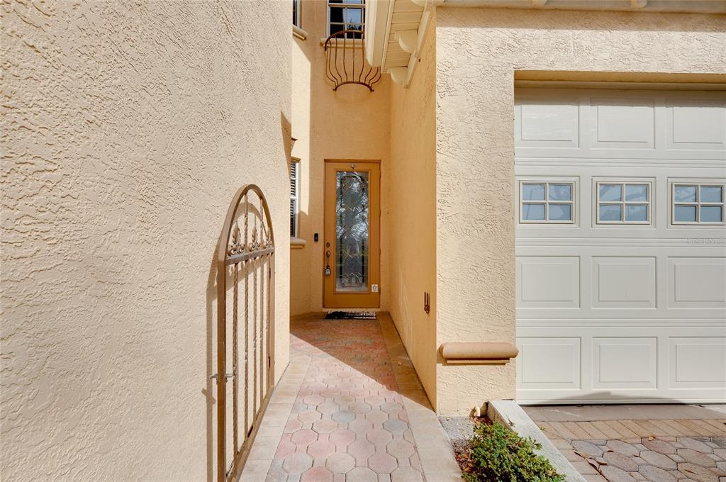 3975 Square E Lane, Unit 9 Sarasota, FL 34238 - Photo 5 of 52 a view of a living room