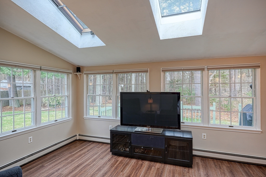 13 Jackson Road Burlington, MA 01803 - Photo 10 of 42 Gallery Image 10