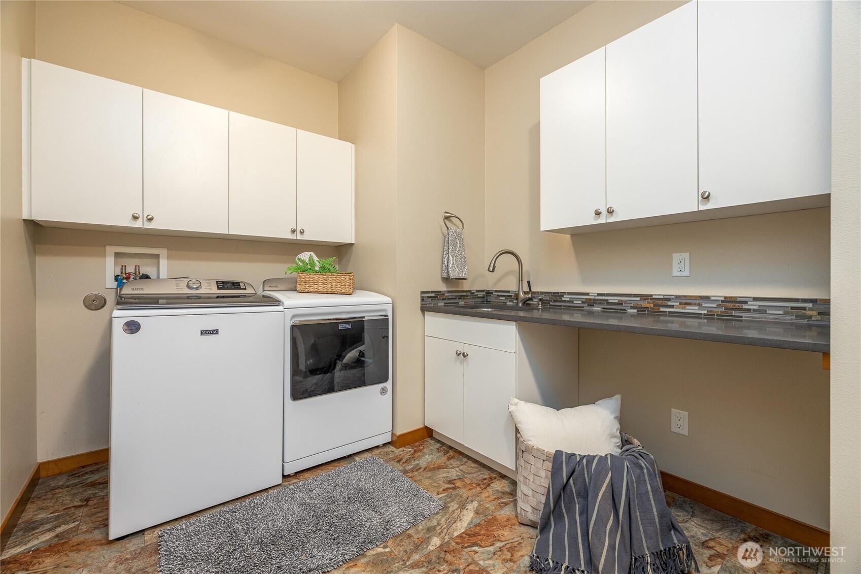 5504 Noon Road Bellingham, WA 98226 - Photo 12 of 40