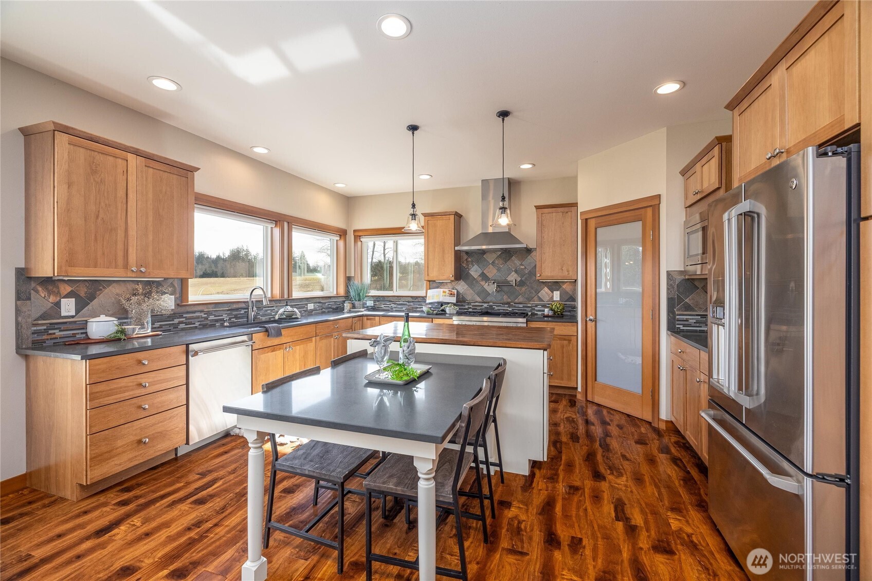 5504 Noon Road Bellingham, WA 98226 - Photo 10 of 40