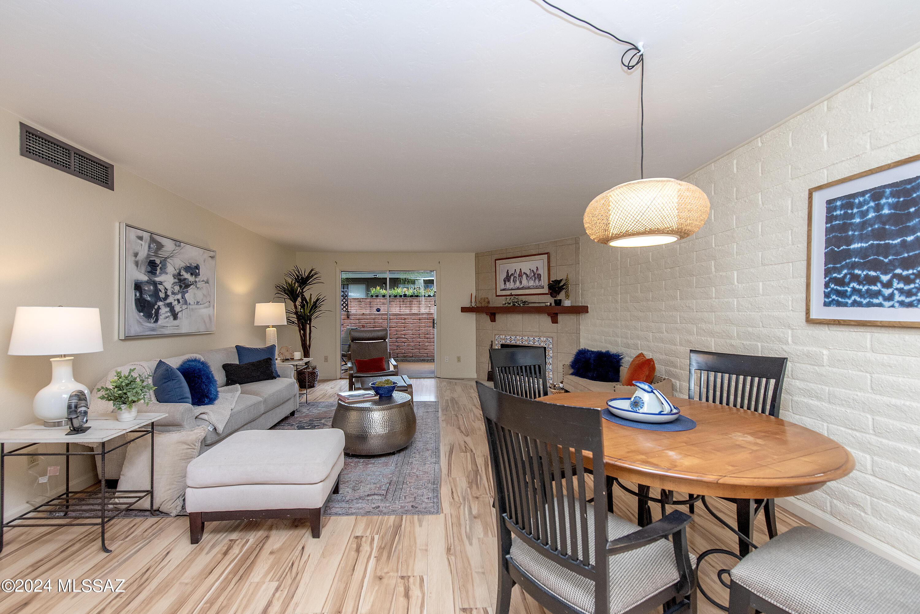 4320 East Allison Road Tucson, AZ 85712 - Photo 3 of 22 Gallery Image 3