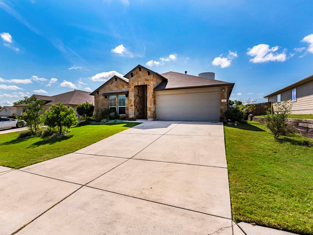 237 Goddard Kyle, TX 78640 - Photo 6 of 31