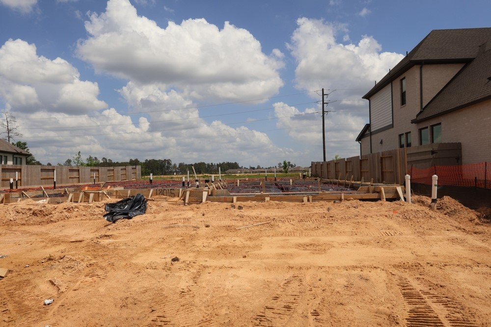 18015 Lobos Point Lane Conroe, TX 77302 - Photo 10 of 18 Every foundation at DWH is engineered and it’s inspected three times! We do not do “batch” testing. Rest easy knowing your foundation comes with a 10 year warranty.