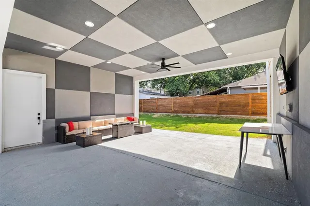 $8,000 | 5942 Prospect Avenue, Dallas, TX 75206