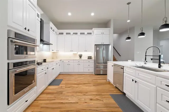 $8,000 | 5942 Prospect Avenue, Dallas, TX 75206