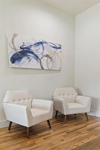 $8,000 | 5942 Prospect Avenue, Dallas, TX 75206