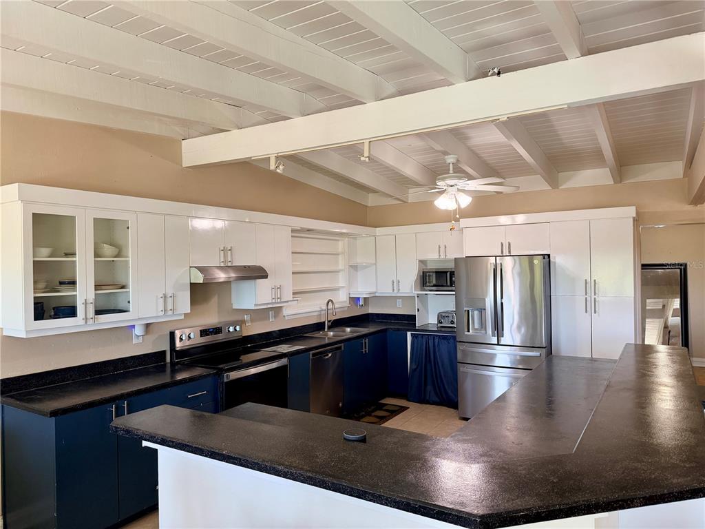 318 North Riverside Drive Edgewater, FL 32132 - Photo 22 of 34 Gallery Image 22