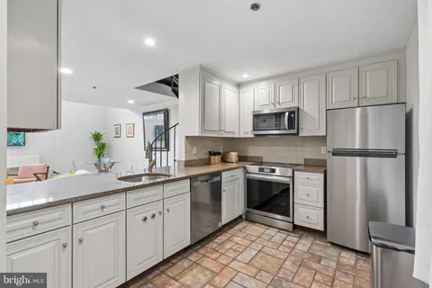 $285,000 | 627 North 18th Street, Unit 104, Philadelphia, PA 19130