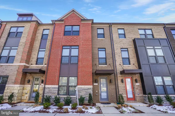 $4,500 | 44734 Roosevelt Square, Ashburn, VA 20147