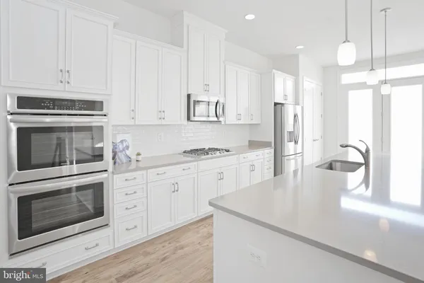 $4,500 | 44734 Roosevelt Square, Ashburn, VA 20147