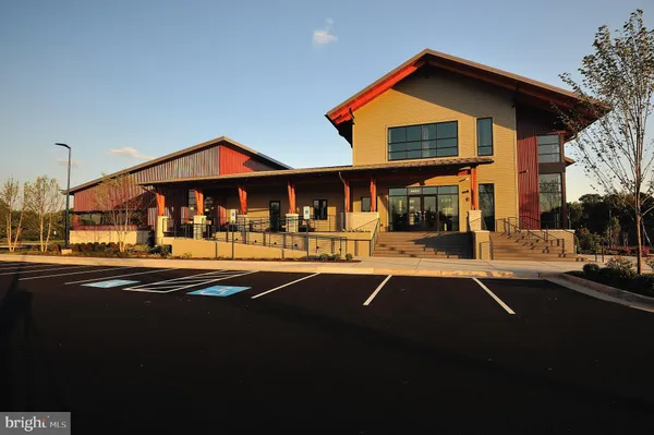 $4,500 | 44734 Roosevelt Square, Ashburn, VA 20147
