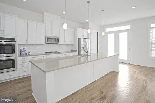 $4,500 | 44734 Roosevelt Square, Ashburn, VA 20147