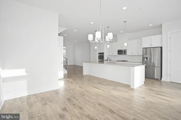 $4,500 | 44734 Roosevelt Square, Ashburn, VA 20147