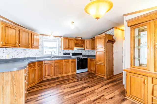 $164,990 | 10640 Marion Center Road, Fort Wayne, IN 46816