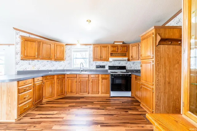 $164,990 | 10640 Marion Center Road, Fort Wayne, IN 46816