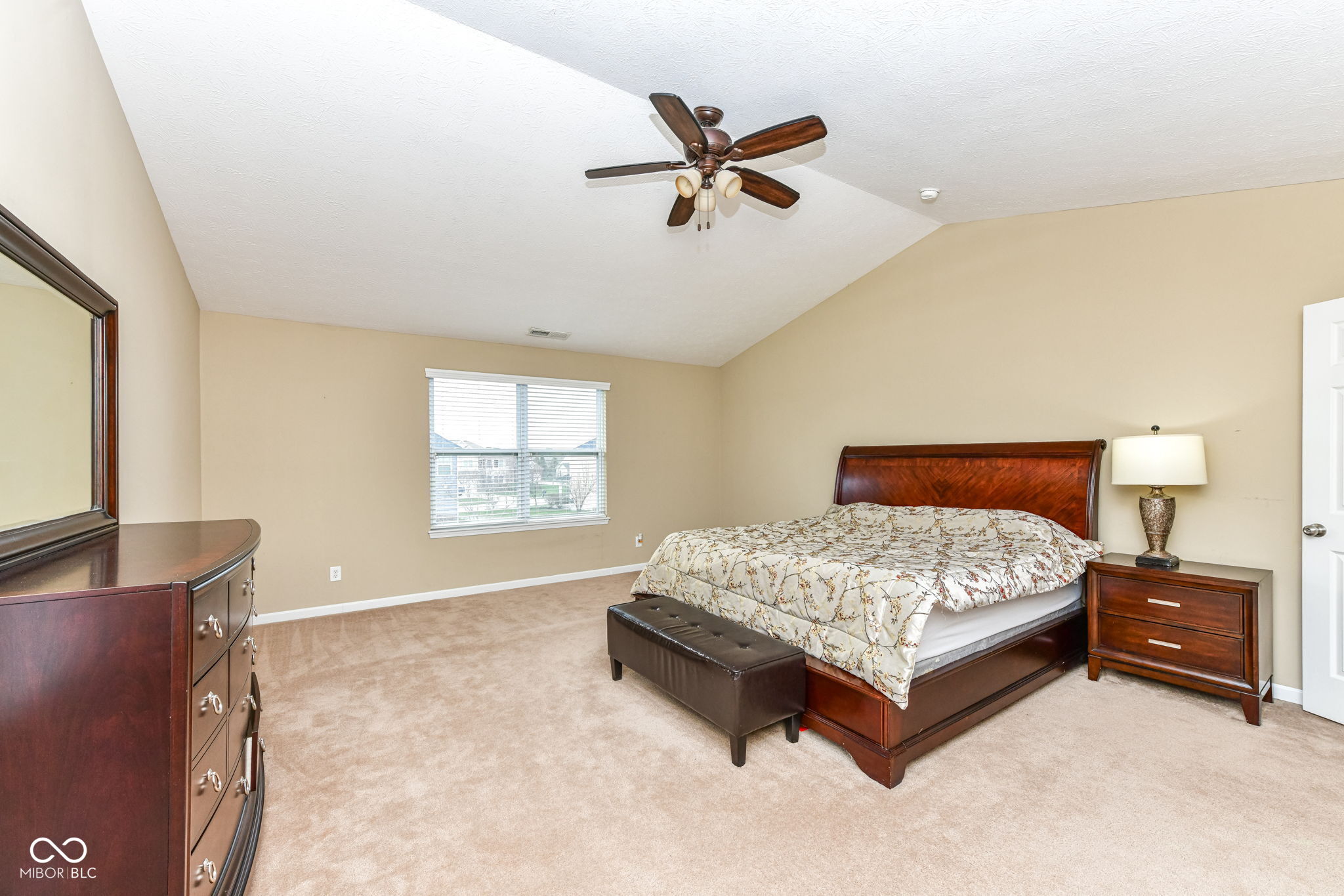 10518 Misty Cove Lane Fishers, IN 46040 - Photo 18 of 31