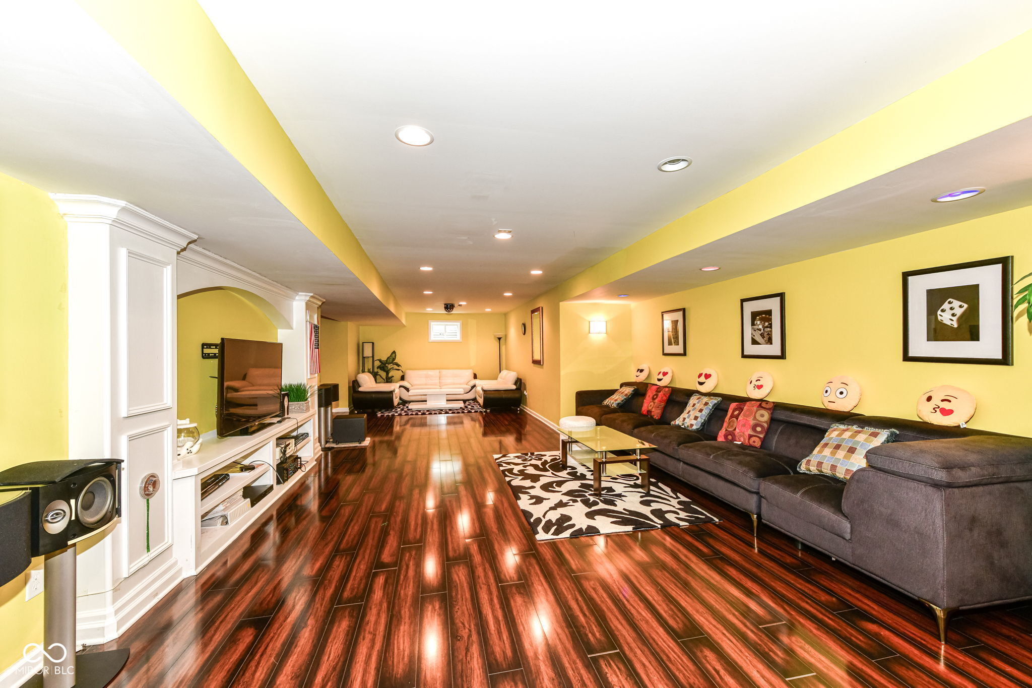 10518 Misty Cove Lane Fishers, IN 46040 - Photo 4 of 31