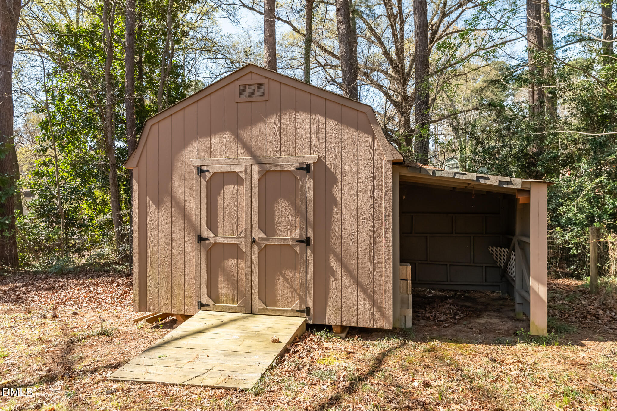 500 Peachwood Place Raleigh, NC 27609 - Photo 45 of 46