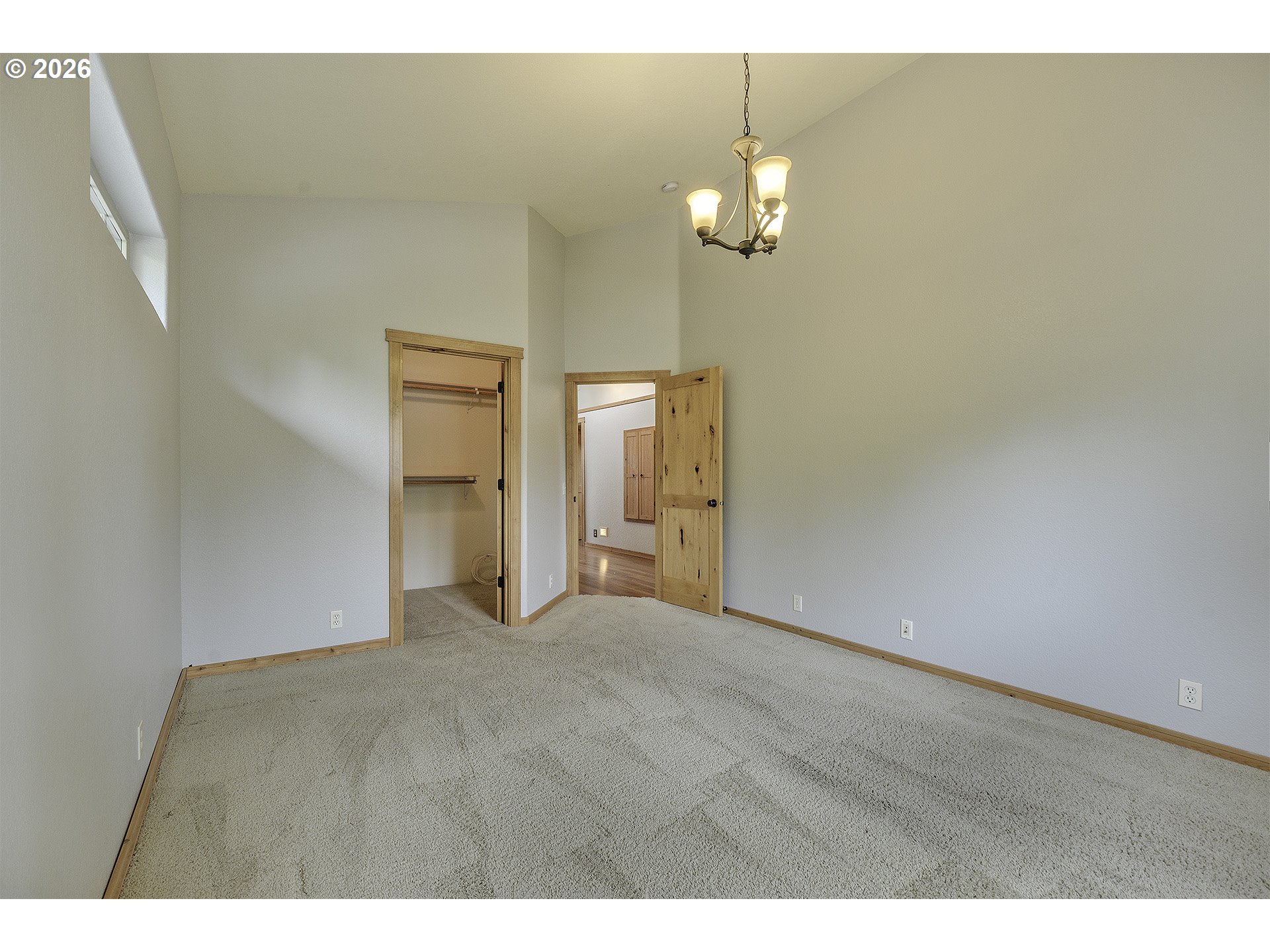 16860 Hoffman Avenue Sandy, OR 97055 - Photo 34 of 47 a view of an empty room with a bathroom