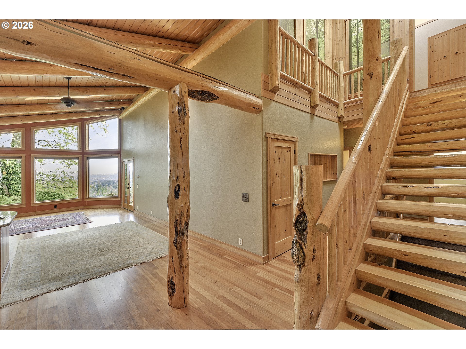 16860 Hoffman Avenue Sandy, OR 97055 - Photo 4 of 47 a view of entryway with wooden floor