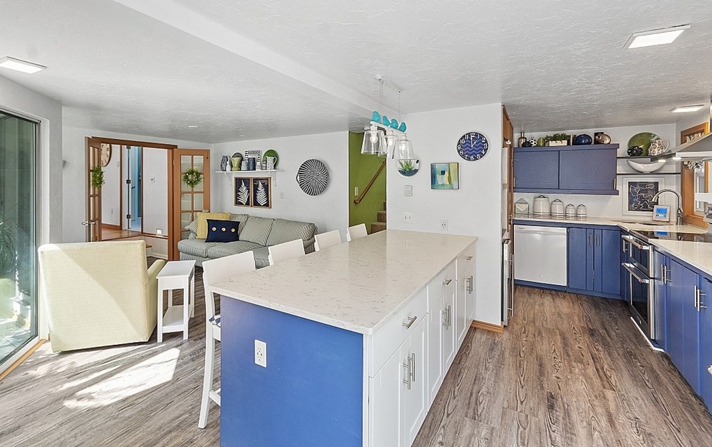 2 Dale Street Rochdale, MA 01542 - Photo 7 of 35 Gallery Image 7