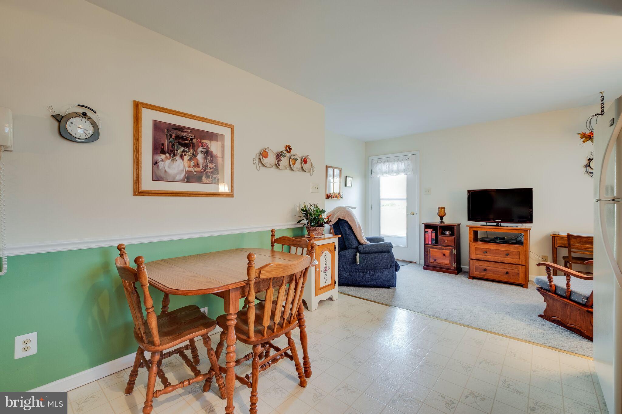425 Country Way Mickleton, NJ 08056 - Photo 13 of 29 Eat-in kitchen