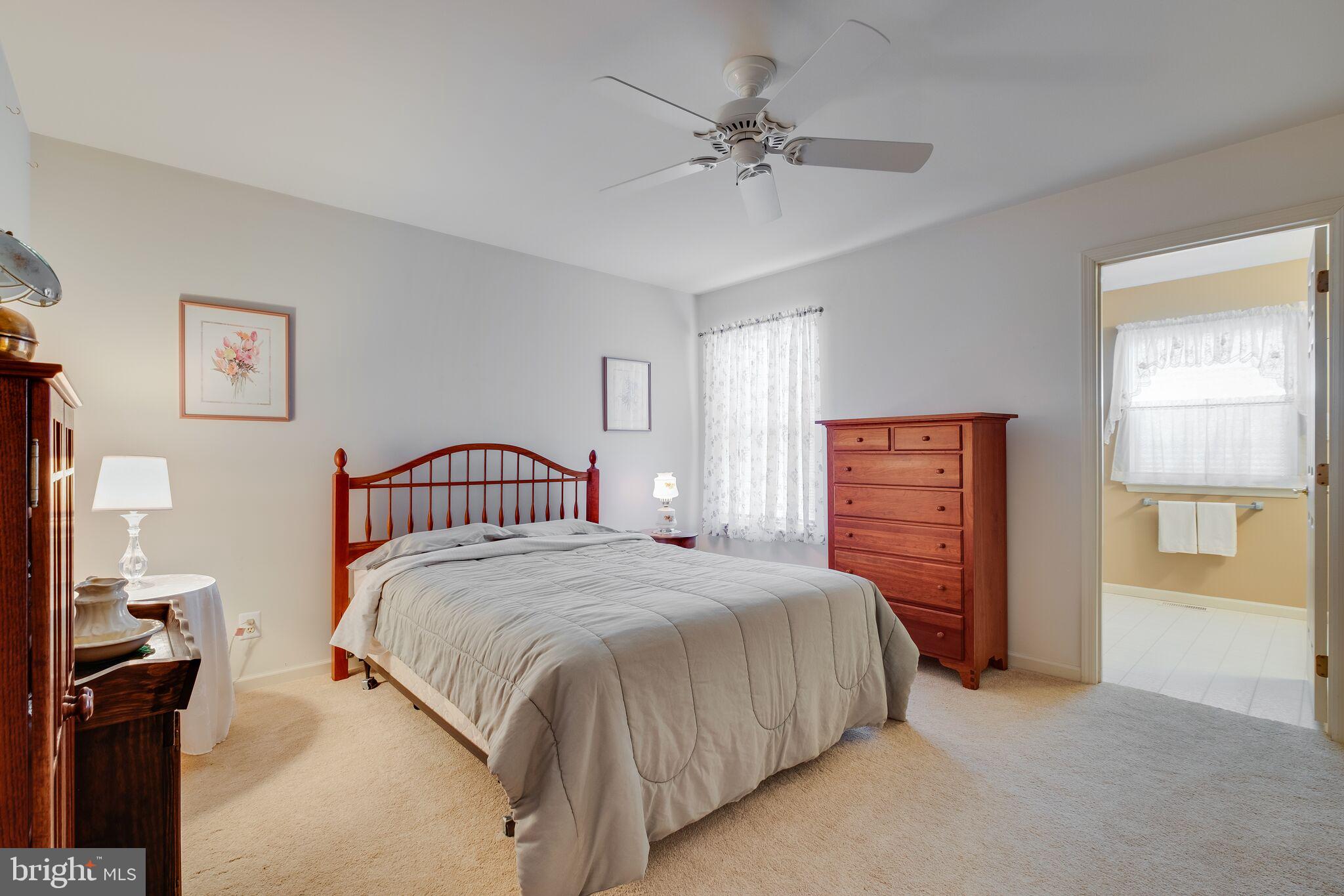425 Country Way Mickleton, NJ 08056 - Photo 17 of 29 Master bedroom